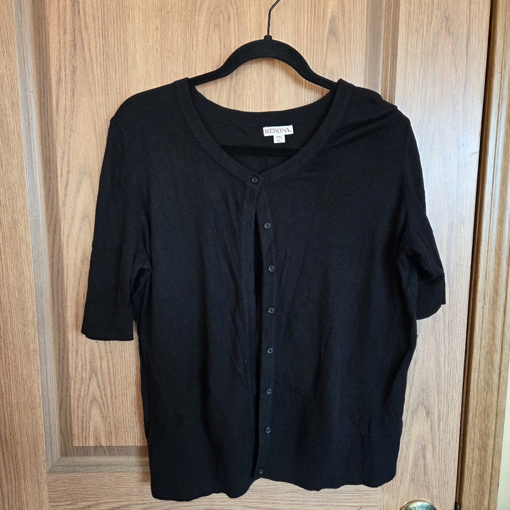 Merona Target button up lightweight shortsleeved cardigan in black XXL